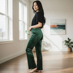 Luxe by LuLaRoe Green Velvet Pants XL